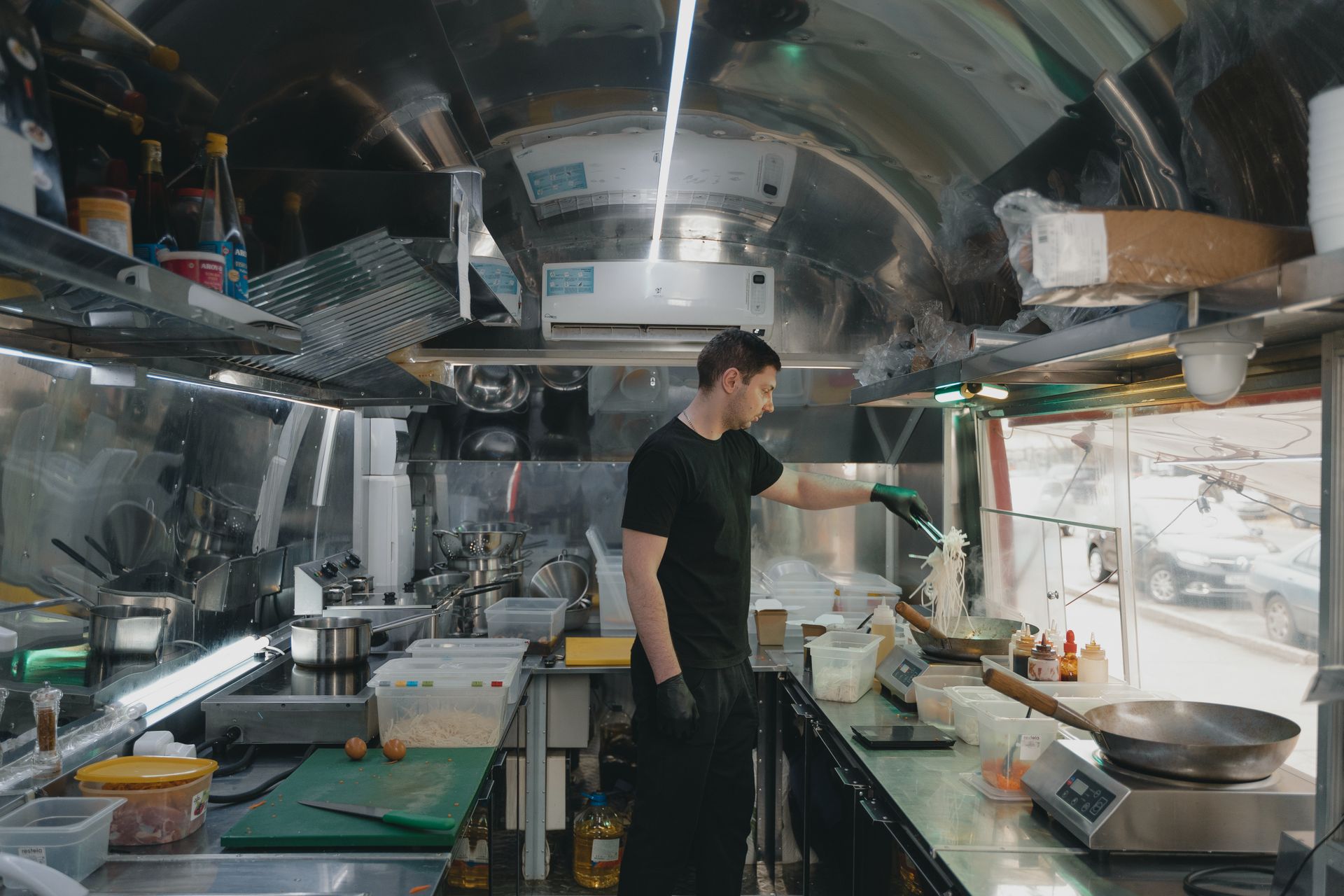 Rentabilité Food Truck : Combien de clients devez-vous vraiment servir pour toucher 2 000€ net par mois ?
